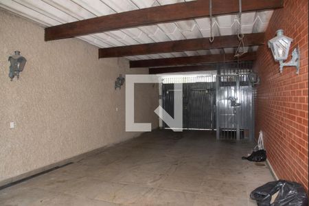 Casa à venda com 300m², 5 quartos e 4 vagasGaragem