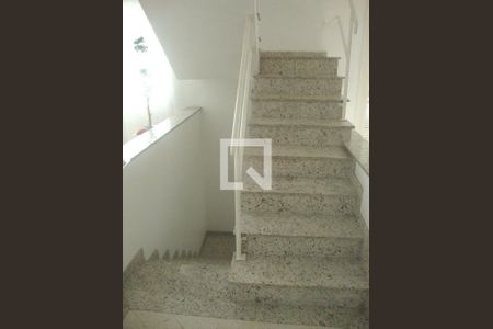 Casa à venda com 3 quartos, 221m² em Cambuci, São Paulo