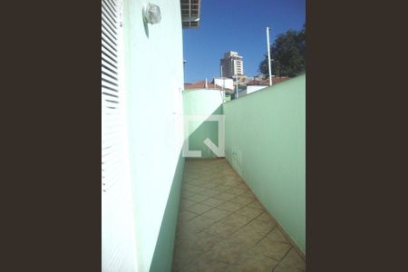 Casa à venda com 3 quartos, 221m² em Cambuci, São Paulo