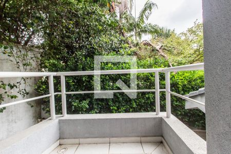 Apartamento à venda com 385m², 4 quartos e 6 vagas Apartamento à venda com 385m², 4 quartos e 6 vagasVaranda