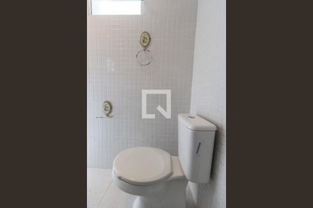 Apartamento à venda com 385m², 4 quartos e 6 vagas Apartamento à venda com 385m², 4 quartos e 6 vagasBanheiro