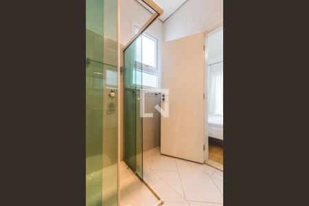 Apartamento à venda com 385m², 4 quartos e 6 vagas Apartamento à venda com 385m², 4 quartos e 6 vagasBanheiro da Suíte 4