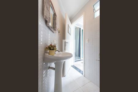 Apartamento à venda com 385m², 4 quartos e 6 vagas Apartamento à venda com 385m², 4 quartos e 6 vagasBanheiro