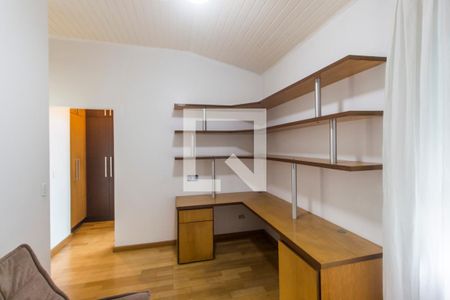 Apartamento à venda com 385m², 4 quartos e 6 vagas Apartamento à venda com 385m², 4 quartos e 6 vagasSuíte 3