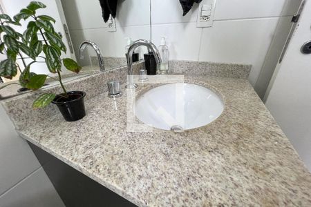 Apartamento à venda com 96m², 3 quartos e 2 vagasBanheiro do Quarto 1