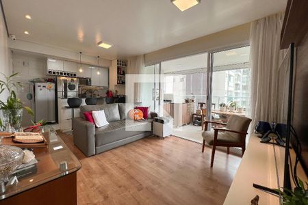 Sala de apartamento à venda com 3 quartos, 96m² em Vila Anastácio, São Paulo