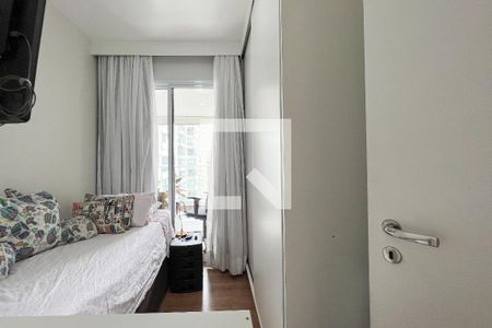 Apartamento à venda com 96m², 3 quartos e 2 vagasQuarto  3