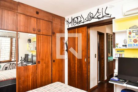 Quarto de apartamento à venda com 1 quarto, 34m² em São João, Porto Alegre