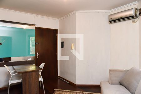 Sala de apartamento à venda com 1 quarto, 34m² em São João, Porto Alegre