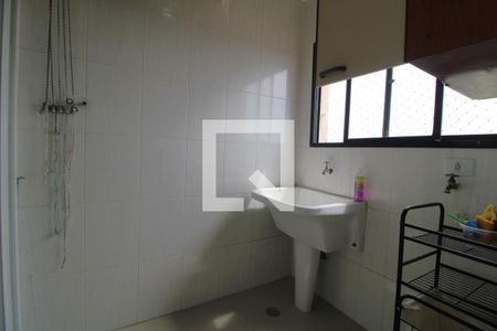 Apartamento para alugar com 76m², 2 quartos e 1 vagaÁrea de Serviço