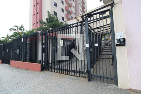 Apartamento para alugar com 76m², 2 quartos e 1 vagaFachada 