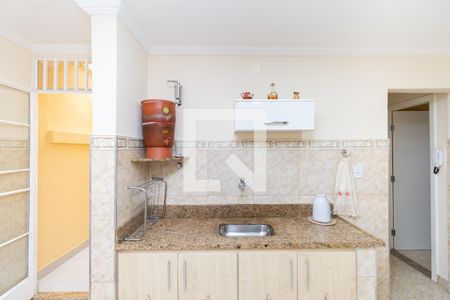 Apartamento à venda com 182m², 3 quartos e 2 vagas Apartamento à venda com 182m², 3 quartos e 2 vagasCozinha e Sala de Jantar