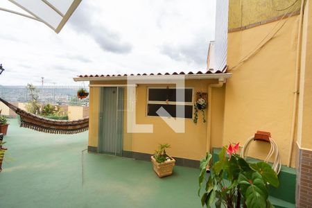 Apartamento à venda com 182m², 3 quartos e 2 vagas Apartamento à venda com 182m², 3 quartos e 2 vagasÁrea externa