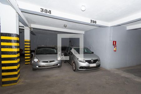 Apartamento à venda com 182m², 3 quartos e 2 vagas Apartamento à venda com 182m², 3 quartos e 2 vagasGaragem