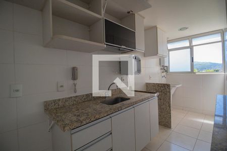Apartamento à venda com 67m², 2 quartos e 1 vagaCozinha