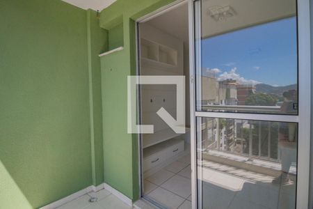Apartamento à venda com 67m², 2 quartos e 1 vagaVaranda