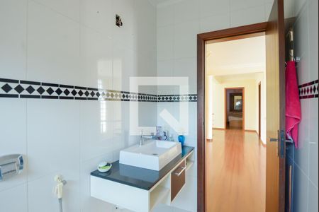 Casa à venda com 512m², 6 quartos e NaN vagasBanheiro 3