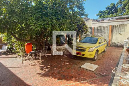 Casa de condomínio à venda com 600m², 6 quartos e 4 vagasQuintal