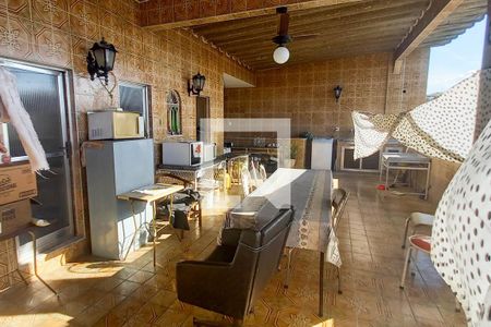 Casa de condomínio à venda com 600m², 6 quartos e 4 vagasTerraço