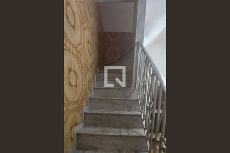 Casa de condomínio à venda com 600m², 6 quartos e 4 vagasEscada de Acesso 2 Andar