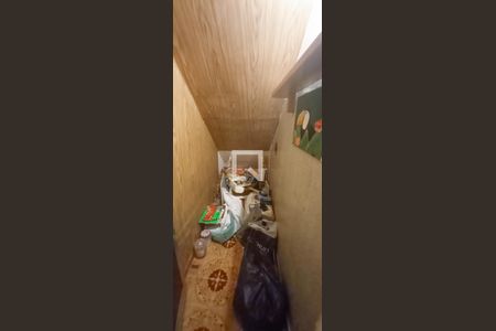 Casa de condomínio à venda com 600m², 6 quartos e 4 vagasCloset do quarto 2 do segundo andar