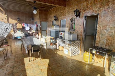 Casa de condomínio à venda com 600m², 6 quartos e 4 vagasTerraço