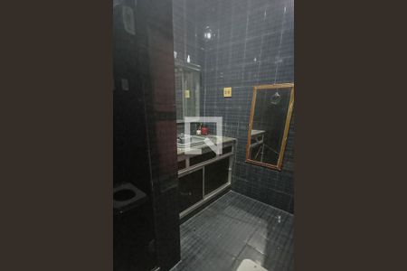 Casa de condomínio à venda com 600m², 6 quartos e 4 vagasBanheiro Social 2* Andar