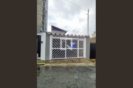 Casa à venda com 130m², 4 quartos e 3 vagasFachada