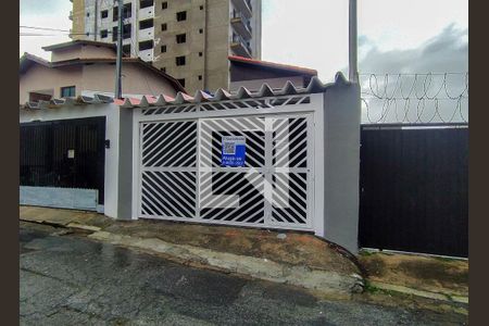 Casa à venda com 130m², 4 quartos e 3 vagasFachada