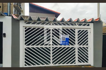 Casa à venda com 130m², 4 quartos e 3 vagasFachada