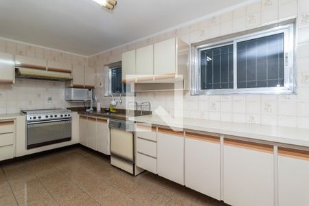 Casa à venda com 130m², 4 quartos e 3 vagasCozinha