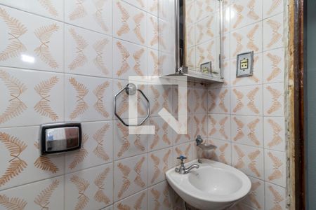 Casa à venda com 130m², 4 quartos e 3 vagasBanheiro de Serviço