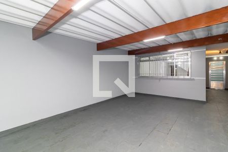 Casa à venda com 130m², 4 quartos e 3 vagasGaragem