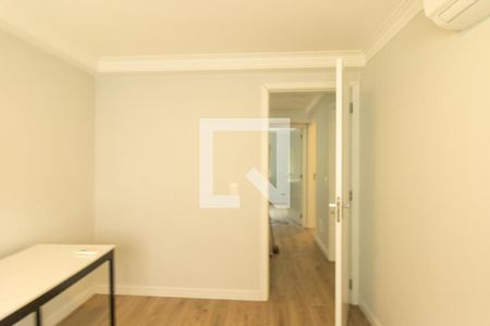 Quarto 1 de casa de condomínio para alugar com 4 quartos, 125m² em Santa Felicidade, Curitiba