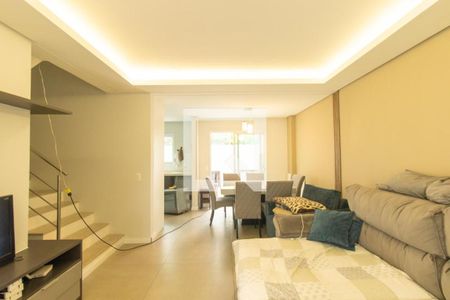 Sala de casa de condomínio para alugar com 4 quartos, 125m² em Santa Felicidade, Curitiba