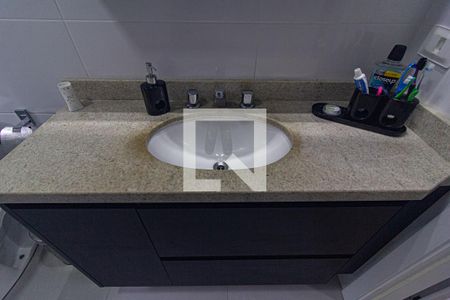 Casa de condomínio para alugar com 125m², 4 quartos e 2 vagas Casa de condomínio para alugar com 125m², 4 quartos e 2 vagasBanheiro do Quarto 2