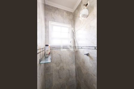 Casa para alugar com 121m², 2 quartos e 4 vagas Casa para alugar com 121m², 2 quartos e 4 vagasBanheiro Social