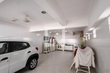 Casa para alugar com 121m², 2 quartos e 4 vagas Casa para alugar com 121m², 2 quartos e 4 vagasGaragem