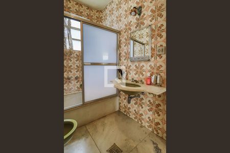 Apartamento à venda com 105m², 3 quartos e 1 vagaBanheiro do Corredor