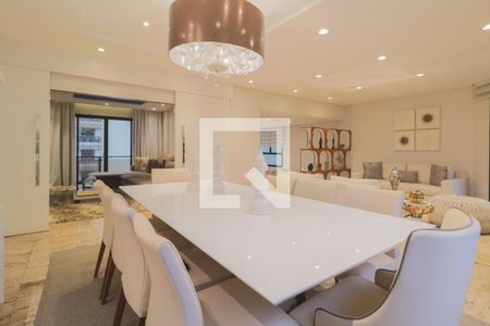 Apartamento à venda com 330m², 4 quartos e 4 vagasSala de Jantar