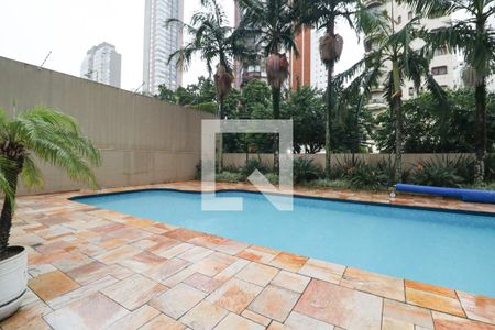 Apartamento à venda com 330m², 4 quartos e 4 vagasPiscina