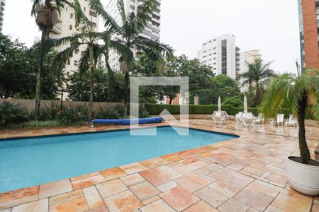 Apartamento à venda com 330m², 4 quartos e 4 vagasPiscina