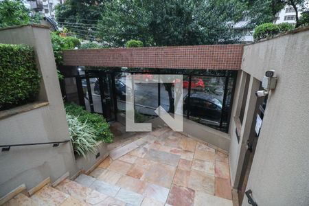 Apartamento à venda com 330m², 4 quartos e 4 vagasEntrada