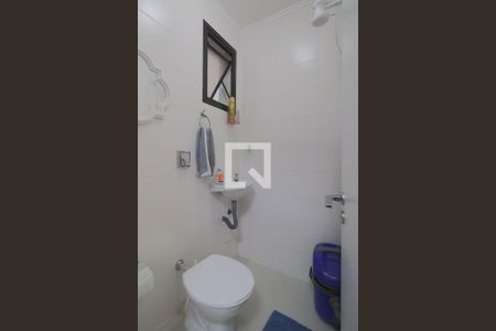 Apartamento à venda com 330m², 4 quartos e 4 vagasBanheiro de Serviço