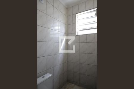 Banheiro de casa para alugar com 1 quarto, 44m² em Vila Figueira, Suzano