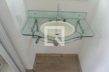 Apartamento para alugar com 71m², 2 quartos e 1 vagaBanheiro