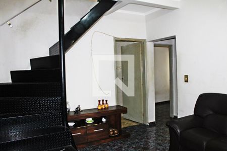 Sala de casa à venda com 5 quartos, 250m² em Jardim Pedro José Nunes, São Paulo