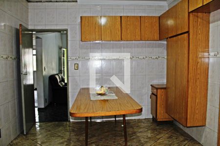 Casa à venda com 250m², 5 quartos e 3 vagasCozinha