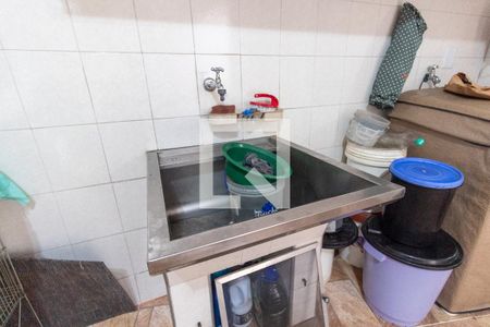 Casa à venda com 163m², 4 quartos e 2 vagasLavanderia