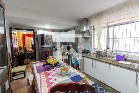 Casa à venda com 163m², 4 quartos e 2 vagasCozinha